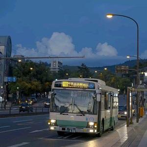 裸男男同大学生xnxx
