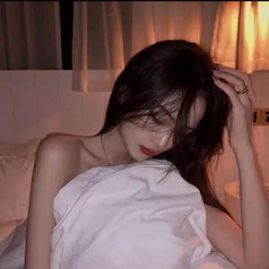 裸男男同大学生xnxx
